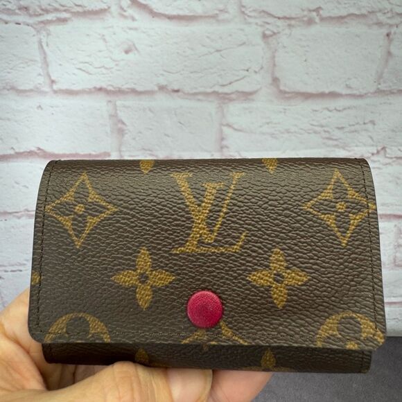 Louis Vuitton Monogram Fuchsia 6 Ring Holder Case Wallet - Picture 1 of 10